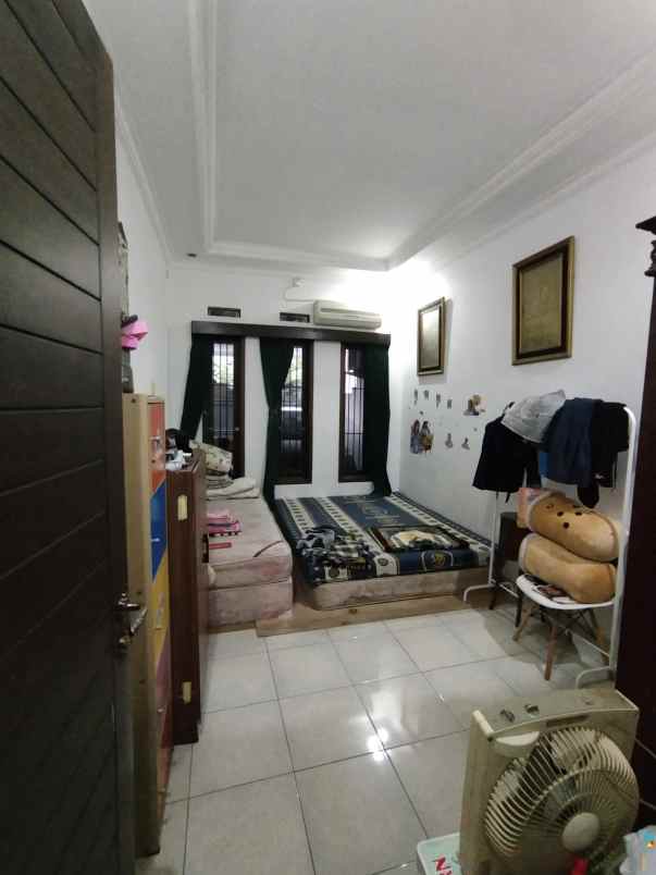 dijual rumah margawangi buahbatu kota