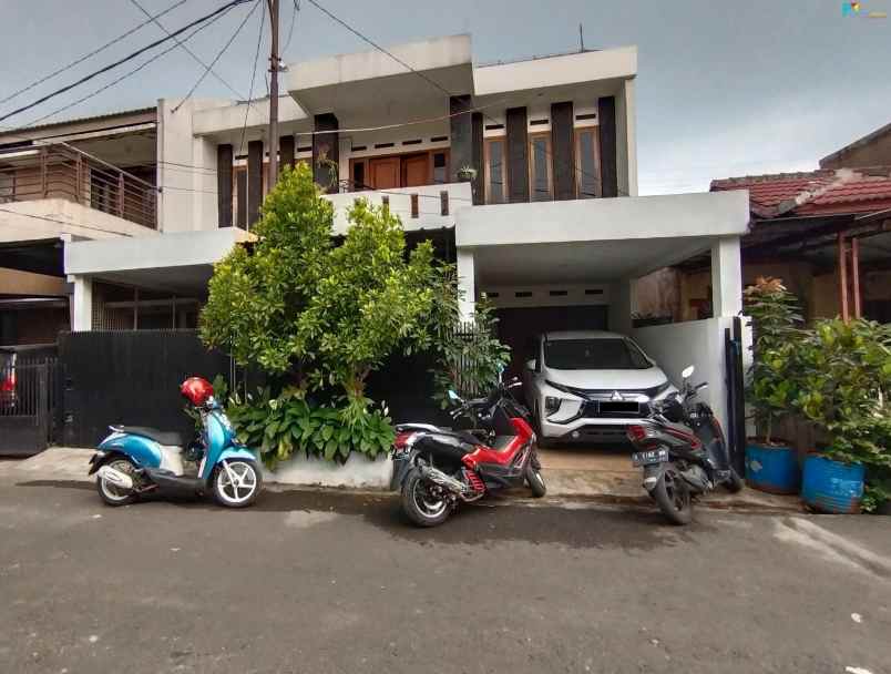 dijual rumah margawangi buahbatu kota