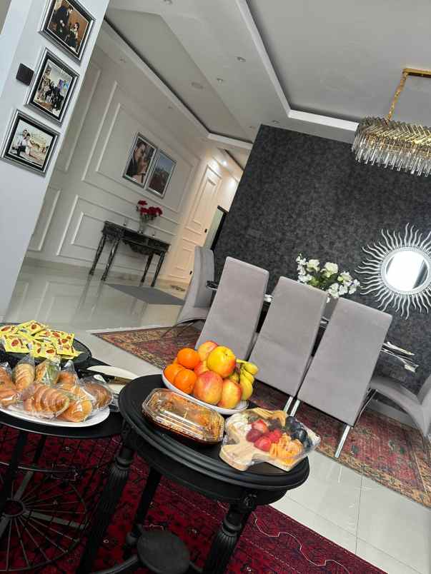 dijual rumah mewah legenda wisata cibubur