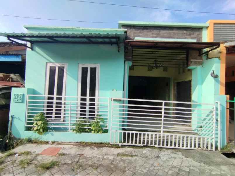 dijual rumah mojosongo jebres surakarta
