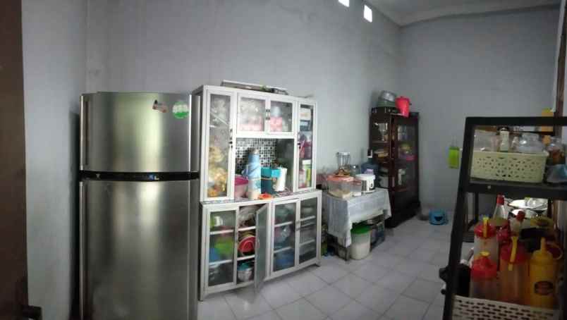 dijual rumah muara