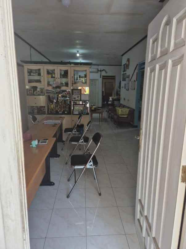 dijual rumah nirwana eksekutif