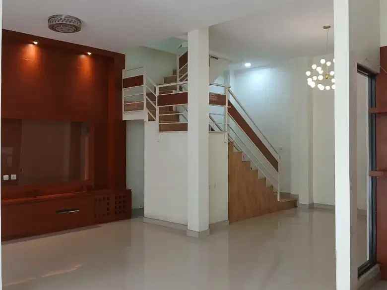 dijual rumah nusa loka bsd