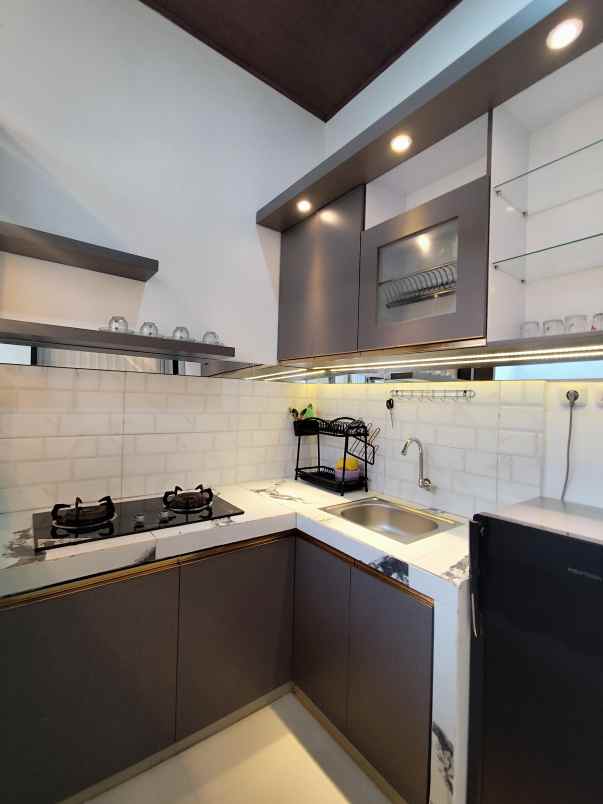 dijual rumah oro oro ombo