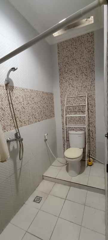 dijual rumah otista 3 jatinegara