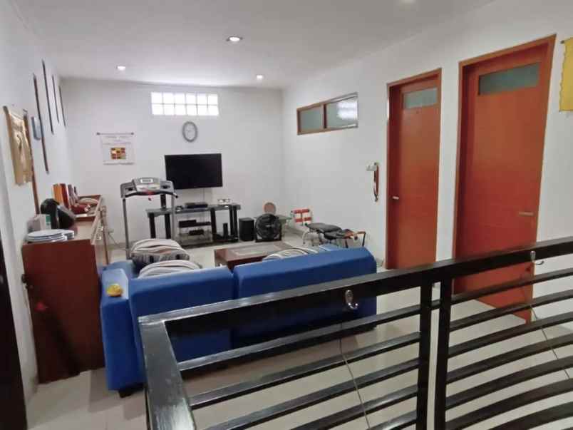 dijual rumah palmerah jakarta barat