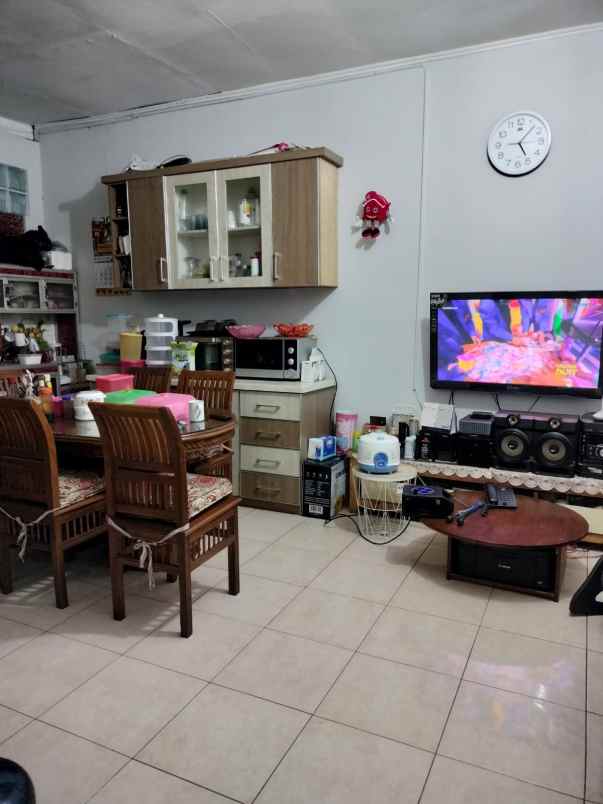 dijual rumah paninggilan