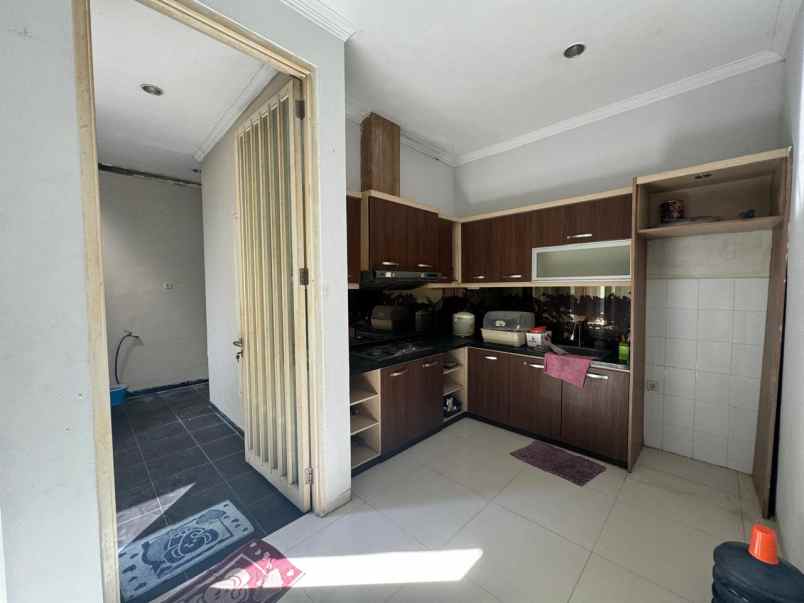 dijual rumah pantai mentari