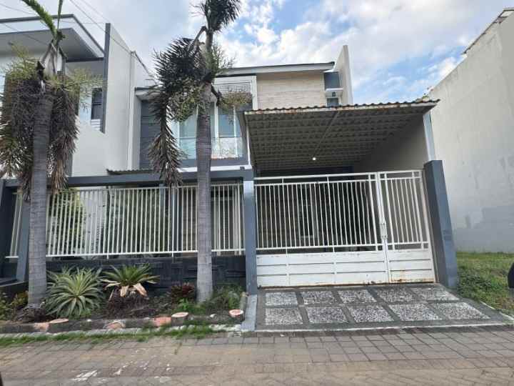 dijual rumah pantai mentari