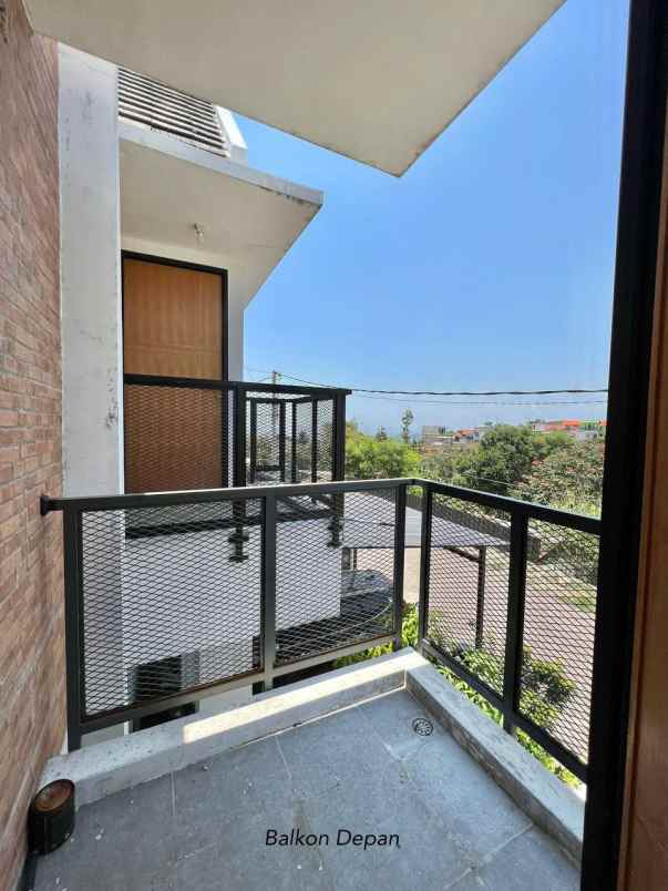 dijual rumah parongpong