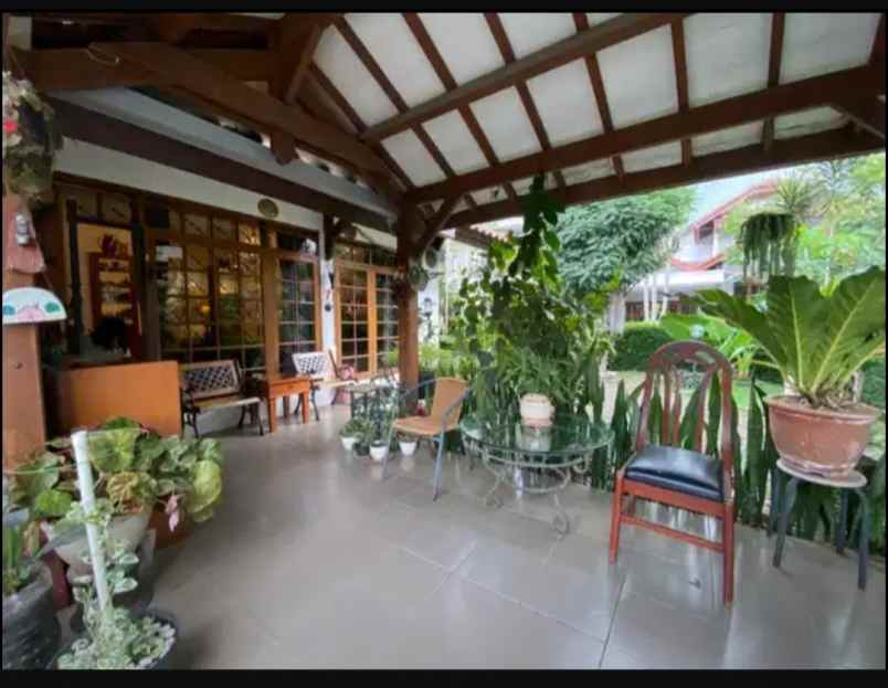 dijual rumah pasteur