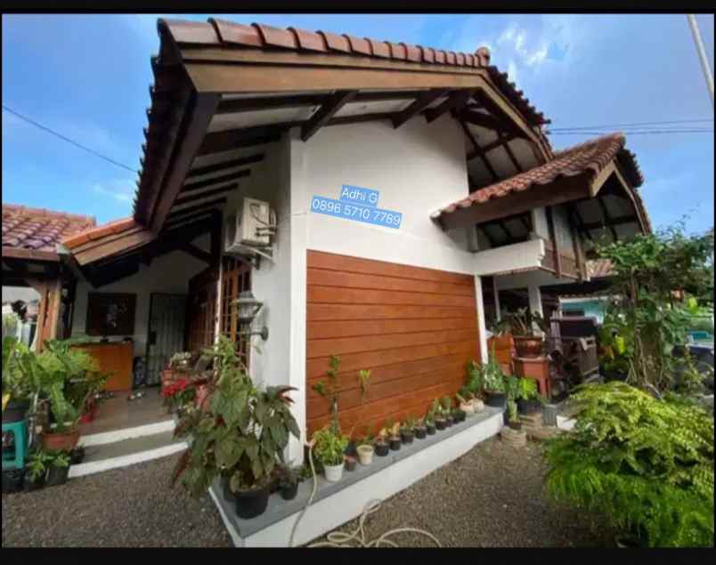 dijual rumah pasteur