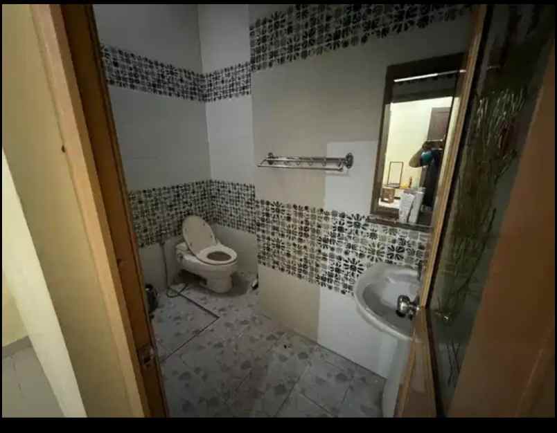 dijual rumah pekayon