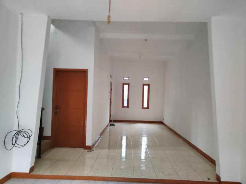 dijual rumah pemilik bu rumah murah