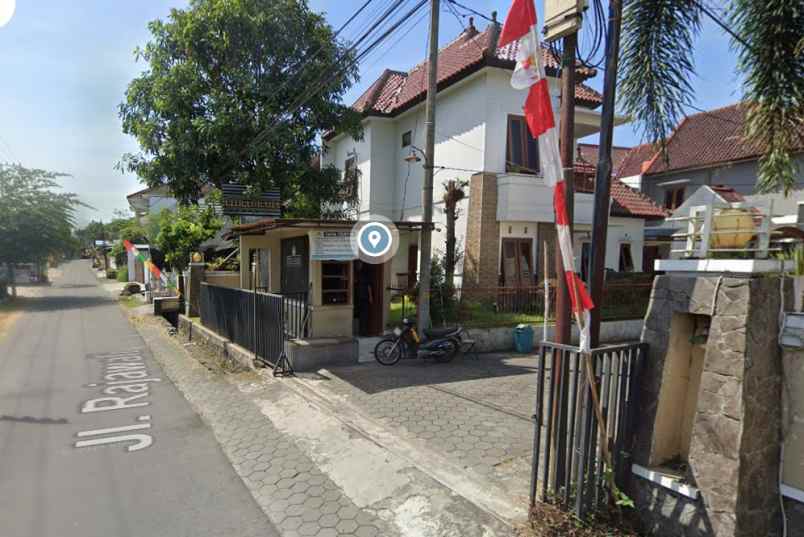 dijual rumah perum citra graha drono