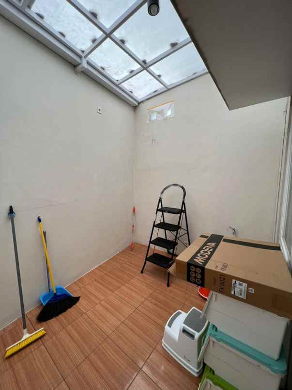 dijual rumah perumahan greenland bogor