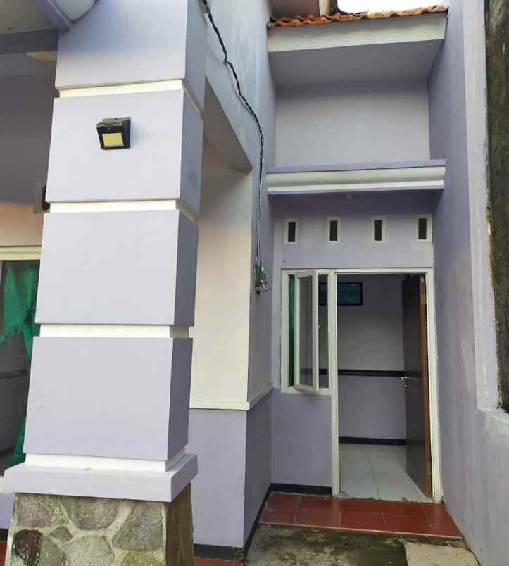 dijual rumah perumahan istana candi mas