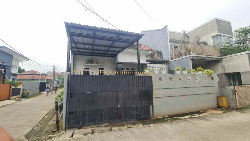 dijual rumah perumahan lembah pinus