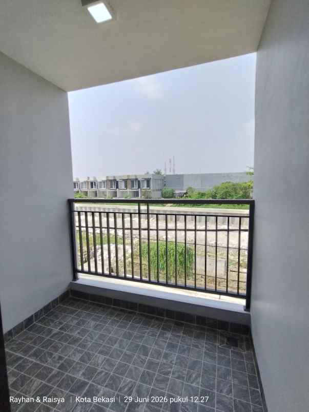 dijual rumah perumahan taman wisma asri