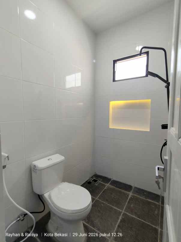 dijual rumah perumahan taman wisma asri