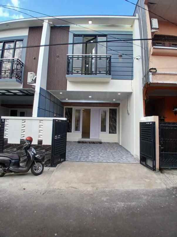 dijual rumah perumnas beji