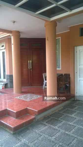 dijual rumah pisangan