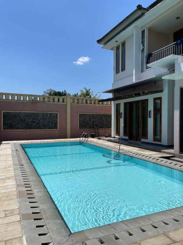 dijual rumah plus kantor dekat jogja bay