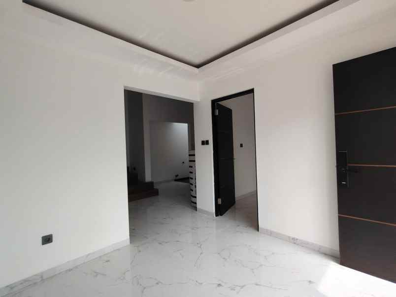 dijual rumah pondok cabe tangsel