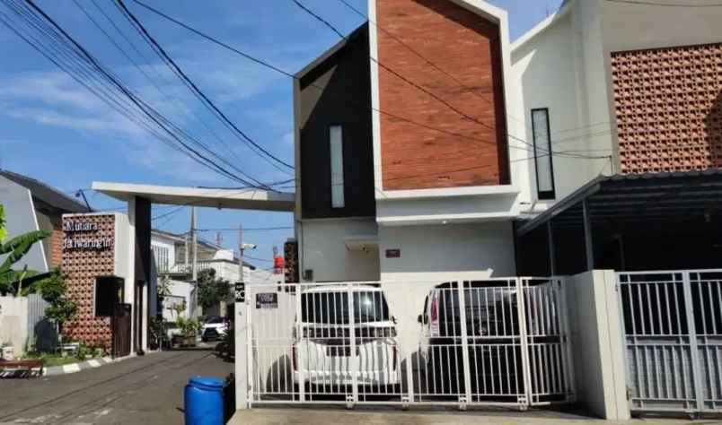 dijual rumah pondok gede