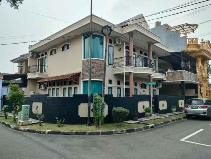 dijual rumah pondok gede