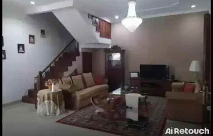 dijual rumah pondok gede