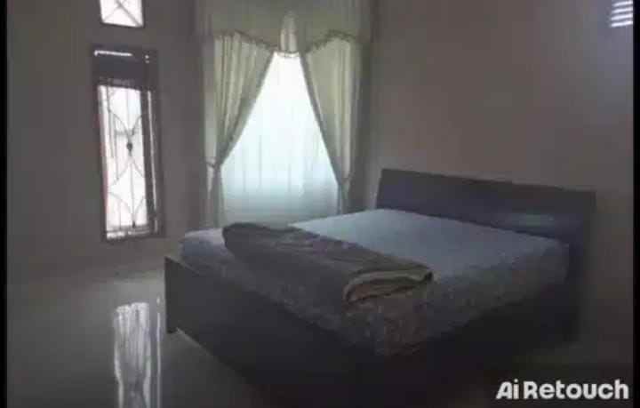 dijual rumah pondok gede