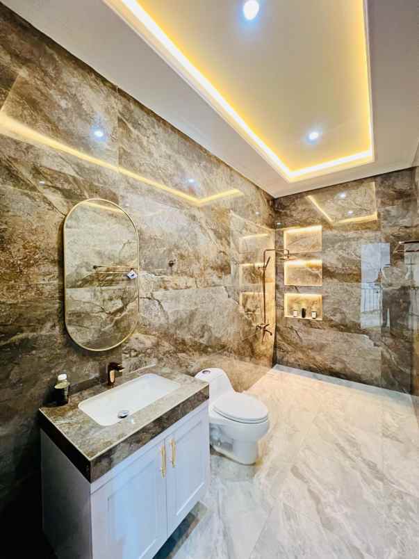 dijual rumah pondok indah jakarta selatan