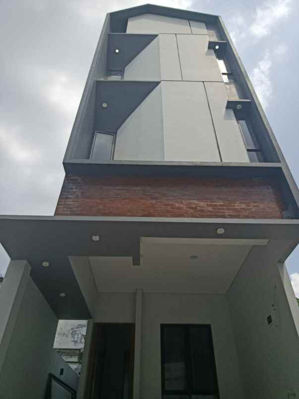 dijual rumah pondok labu