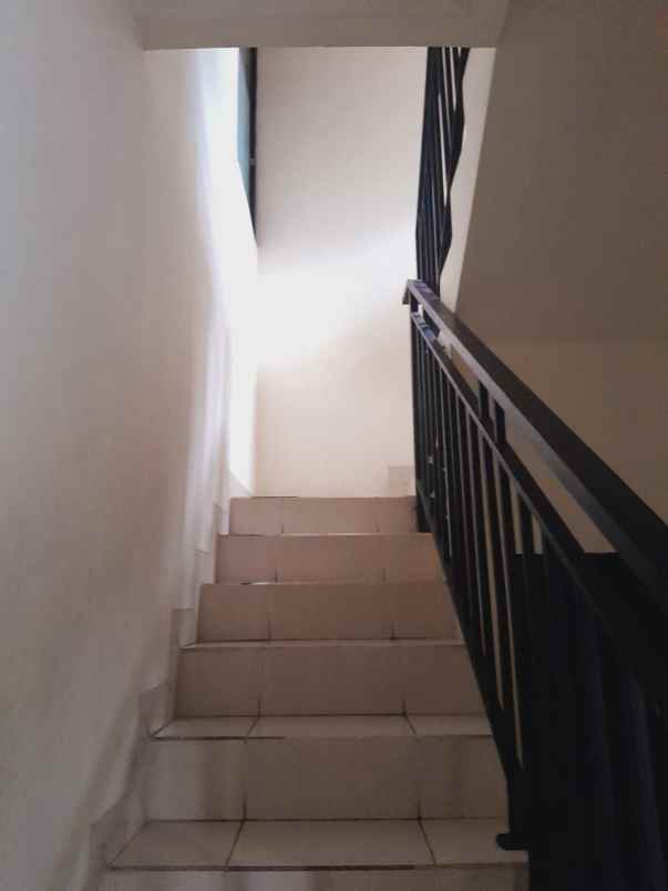 dijual rumah pondok ranji