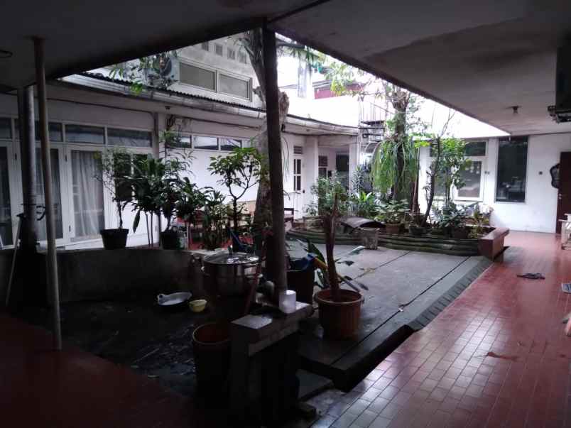 dijual rumah pos pengumben kelapa dua