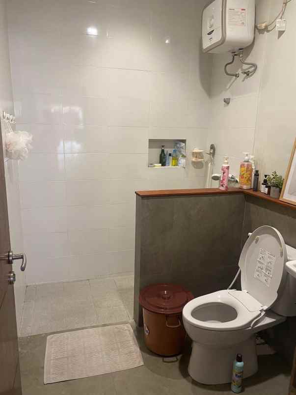 dijual rumah prapen indah