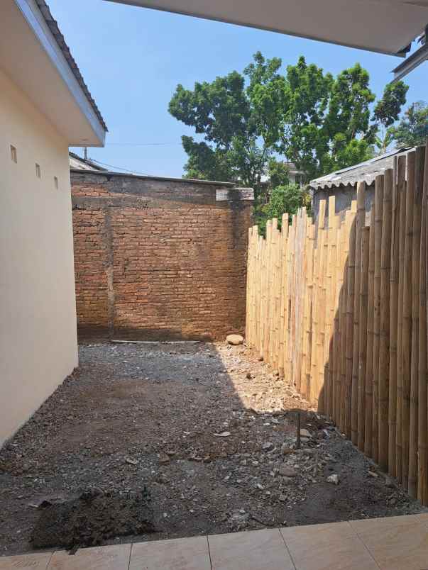 dijual rumah pudakpayung banyumanik