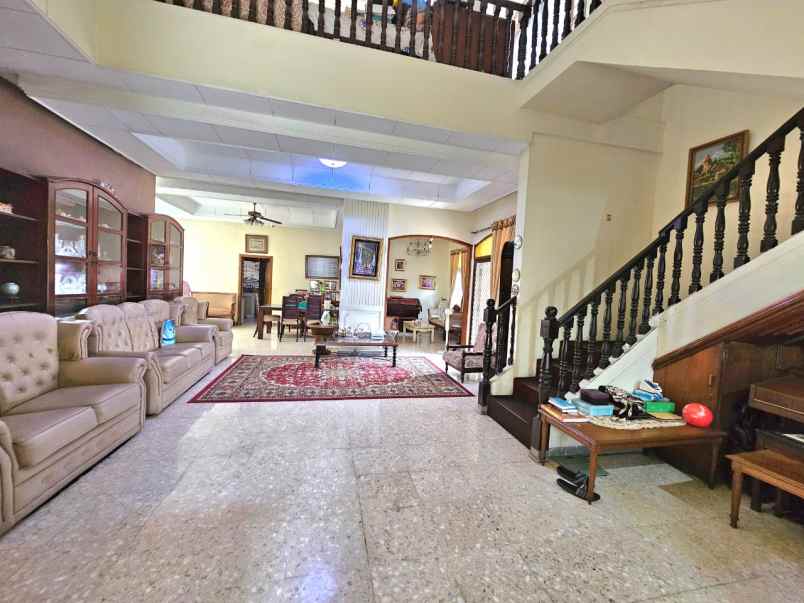 dijual rumah pulo asem