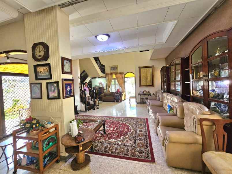 dijual rumah pulo asem