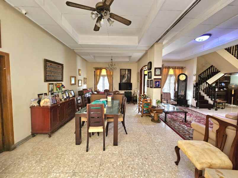 dijual rumah pulo asem