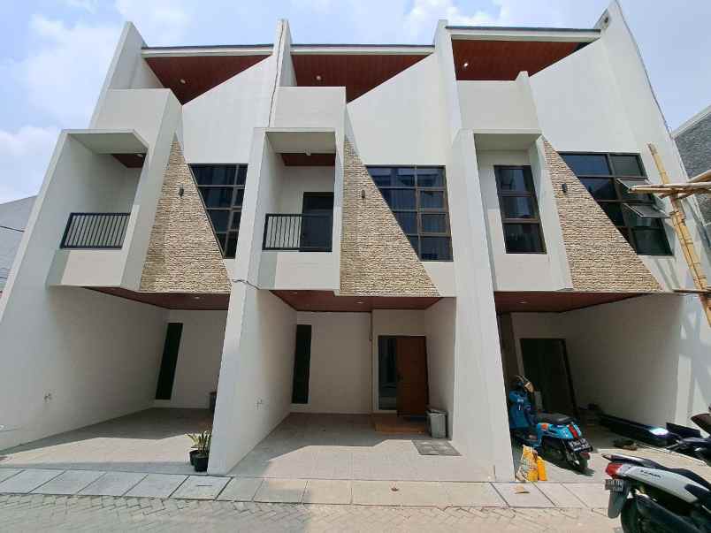 dijual rumah pulogadung jakarta timur