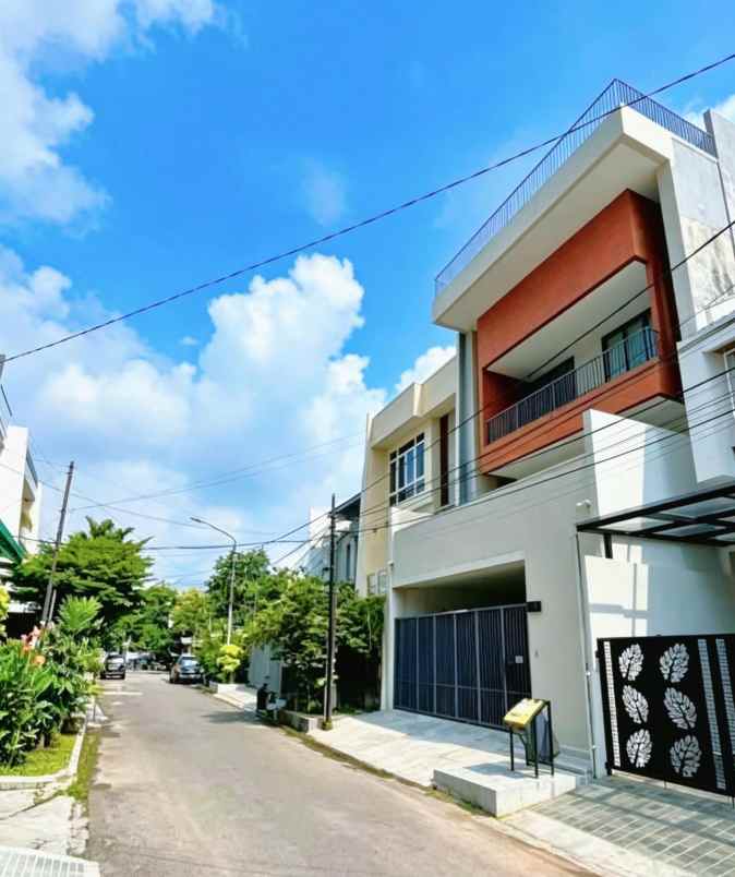 dijual rumah pulomas