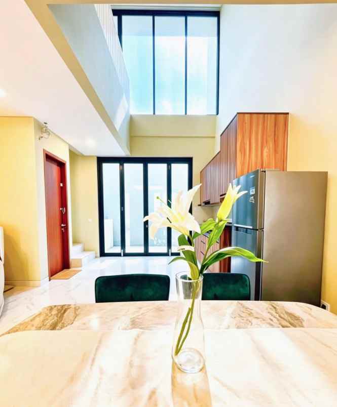 dijual rumah pulomas
