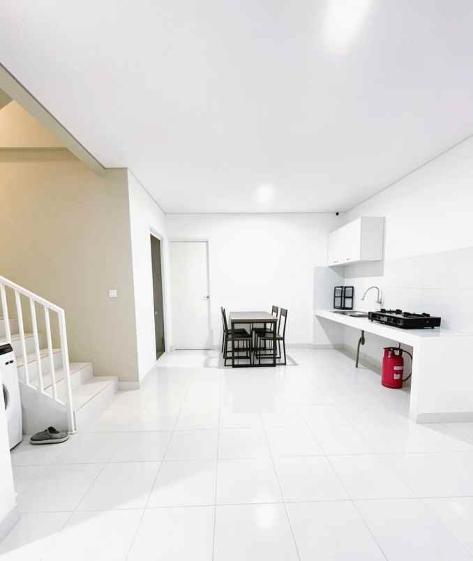 dijual rumah pulomas