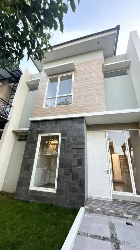 dijual rumah puri indah ketintang