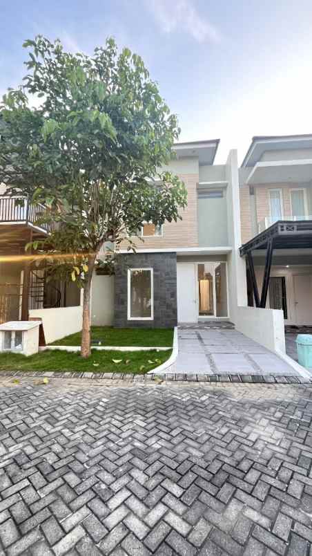 dijual rumah puri indah ketintang
