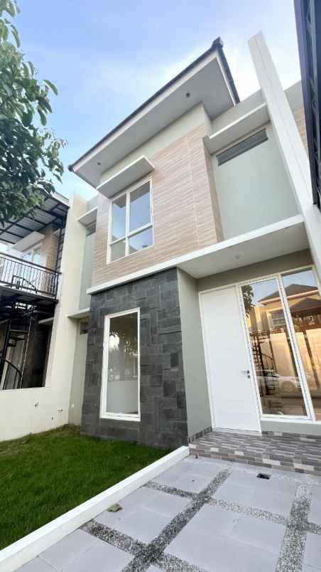 dijual rumah puri indah ketintang