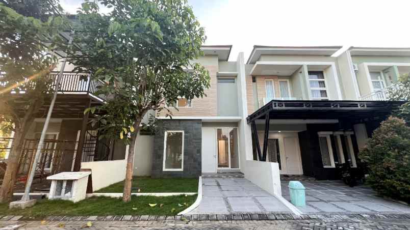 dijual rumah puri indah ketintang