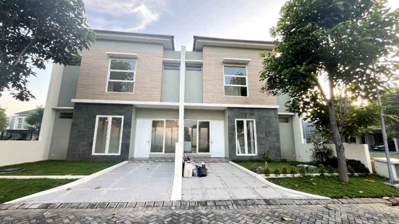 dijual rumah puri indah ketintang